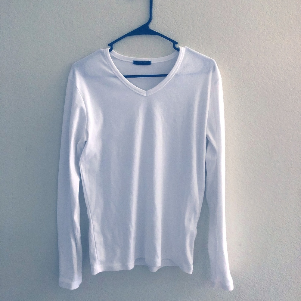 Men's Medium White V-Neck GIVON Long Sleeve